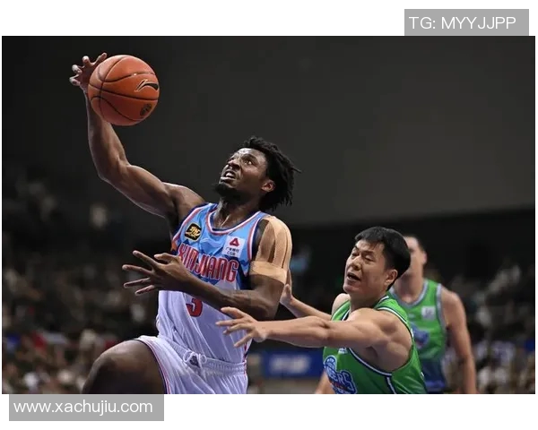 广州篮球队荣登篮球配合排行榜第一名展现团队默契与实力 广州篮球队荣登篮球配合排行榜第一名展现团队默契与实力